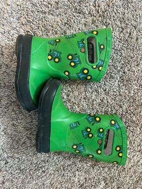 Bogs Green Tractor Print Kids Rain Boots with Black Soles